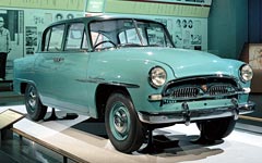 "Toyopet Crown Model RS"