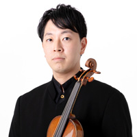 倉冨 亮太（ヴァイオリン）