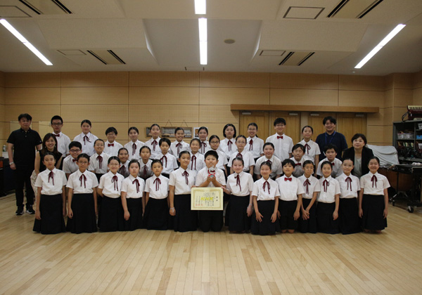 文京区立本郷小学校合唱団