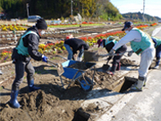 側溝の泥出し