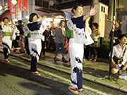 住田町夏祭りに地元の方々と一緒に参加【7月】